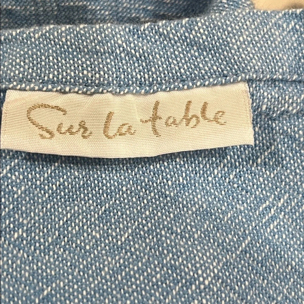 SUR LA TABLE Blue Denim Apron with Bright Floral Embroidery FRONT POCKETS,